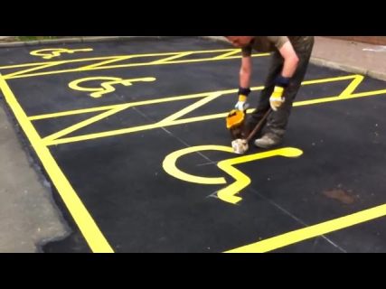 Нанесение разметки на парковке в Магадане « автомагадан